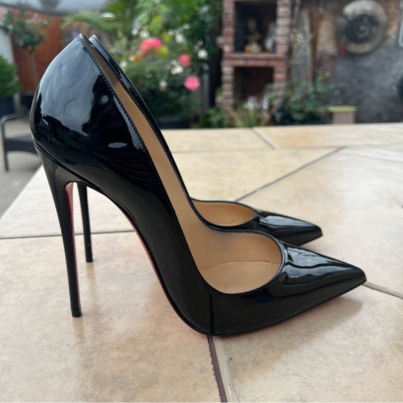 Christian Louboutin — So Kate 120mm Pumps - Picture 2 of 7